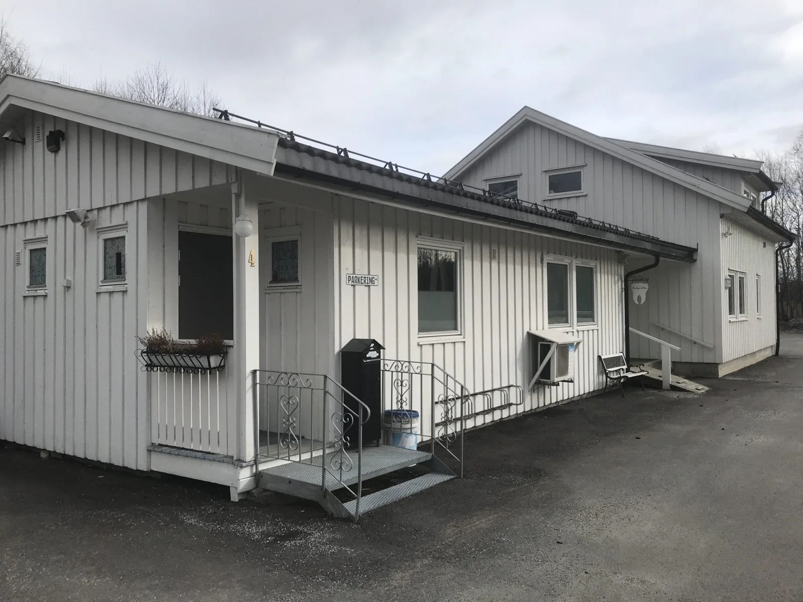 Tann-Værket — tannlege på Eidsvoll Verk, Sundbyvegen 4